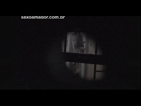❤️ Блонди ба таври махфӣ аз ҷониби як сайёҳи ҳамсоя, ки паси хиштҳои холӣ пинҳон шудааст, сабт мешавад Суперпорно дар tg.fuxporn-com.ru